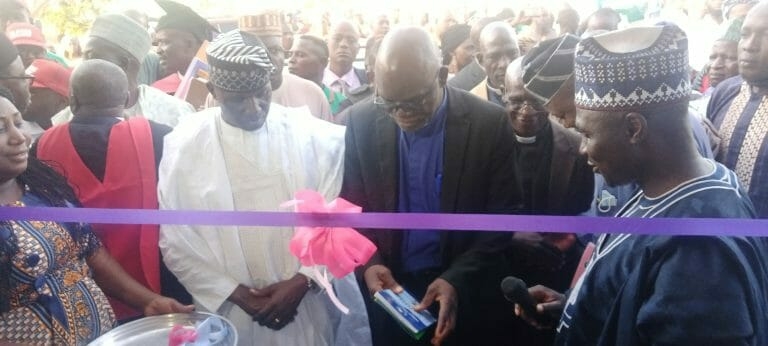 Sen. Istifanus Gyang (PDP-Plateau) inaugurating and furnished block of three lecture halls, library and two office accommodation at ECWA Theological College