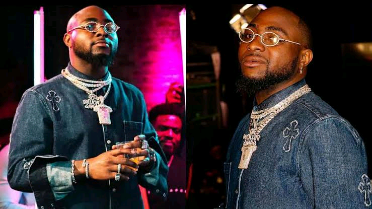 Davido brags about his ‘bed skills’ during concert in U.S