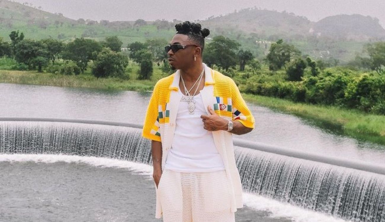 “Fix the road instead of buying new suvs”Mayorkun slams senators.