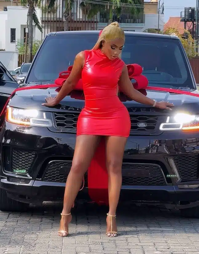 "She changes her range rover color every 2 years" - Man accuses Mercy Eke of flaunting old range rover as new