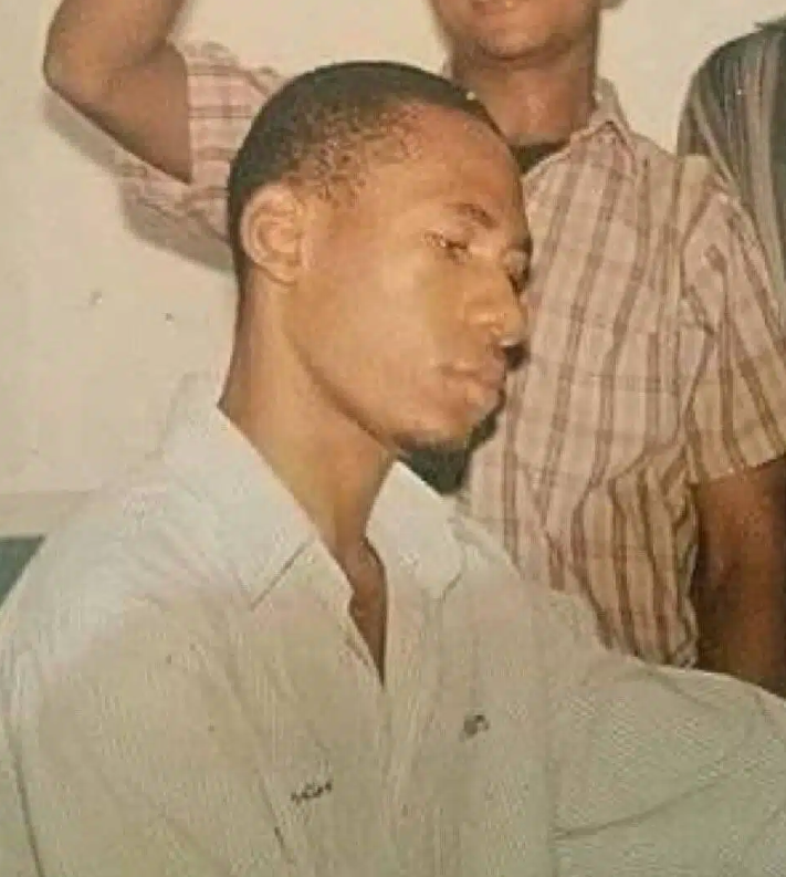 Phyno takes stroll down memory lane as social media buzzes with his throwback photo