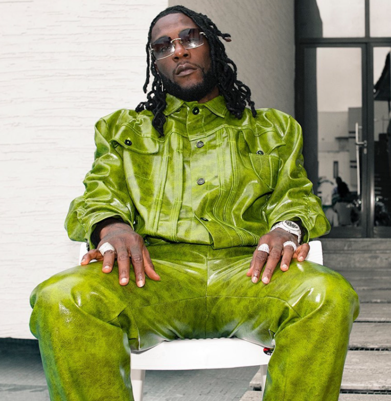  Burna Boy allegedly splurges 5 billion on brand new Bugatti