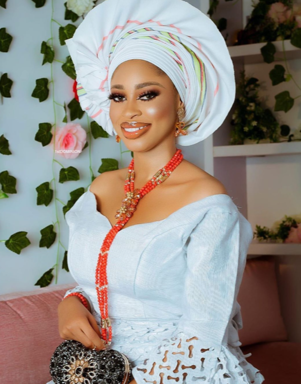  Yetunde Barnabas receives lavish pre-wedding anniversary gift