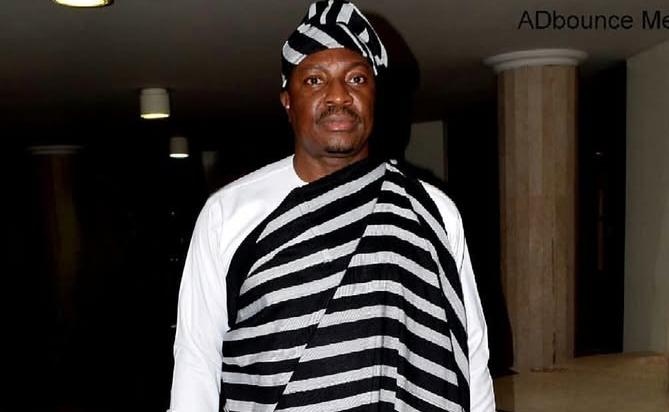 “How a musician lavished almost N1.5B shopping spree” – Ali Baba