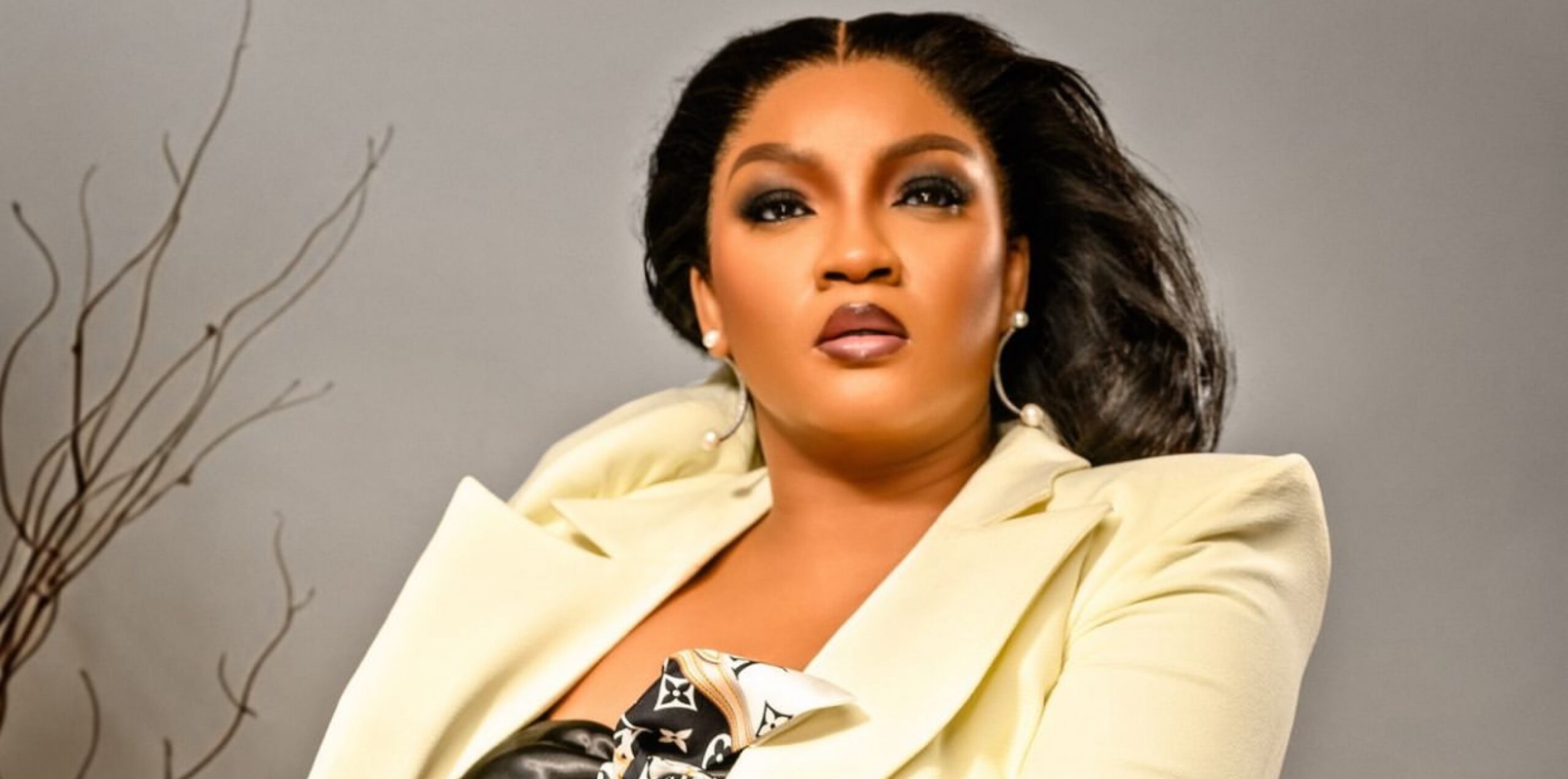 Omotola Jalade’s epic response to netizen who mistook her name sparks reactions