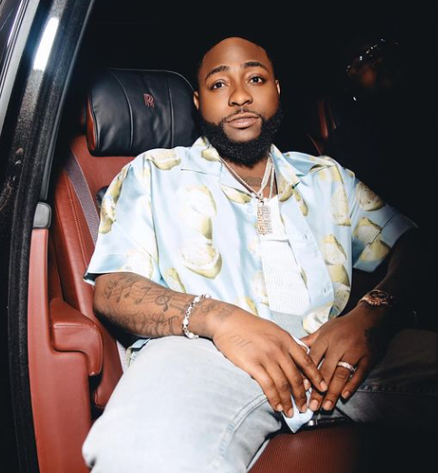 Davido makes first public appearance amidst Wizkid's online criticism