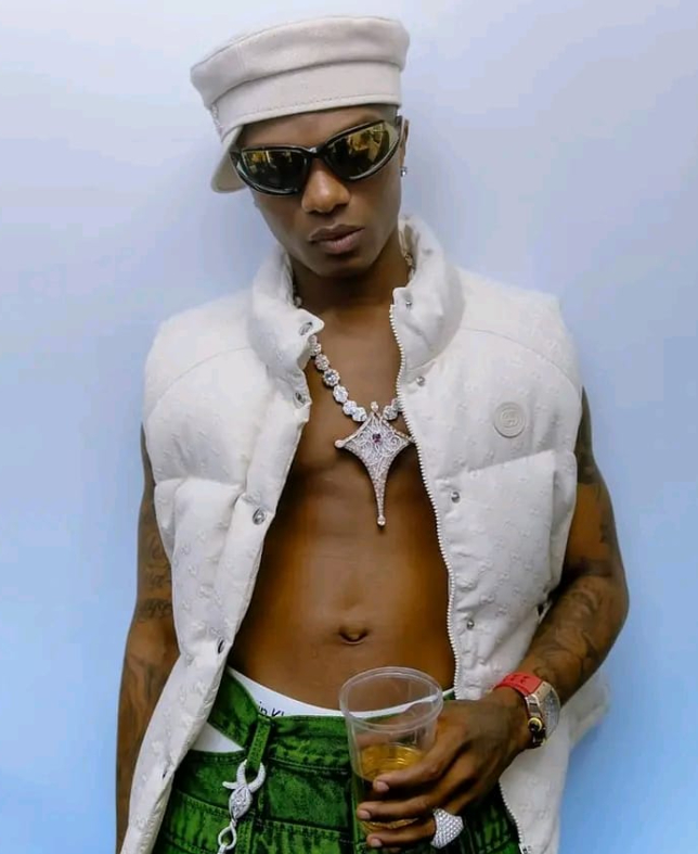 Wizkid stirs controversy online as he declares himself "biggest artist in the world"