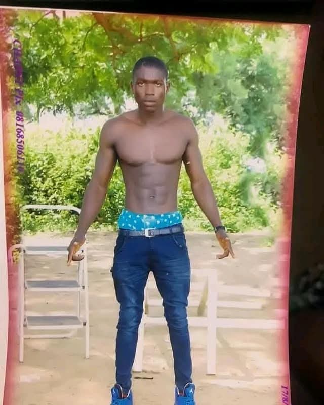 Throwback photos of Verydarkman go viral, stuns many online