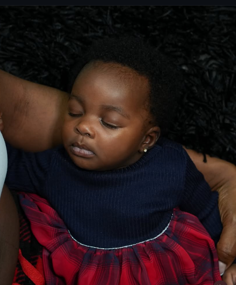 Ivy Ifeoma unveils baby’s face for the first time on New Year’s Eve