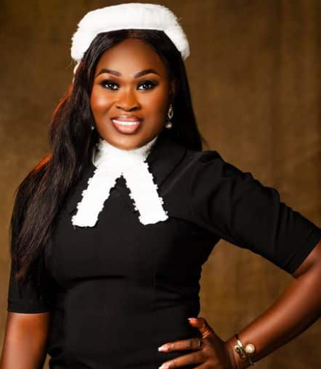 Lady stuns many by becoming a lawyer after years in nursing