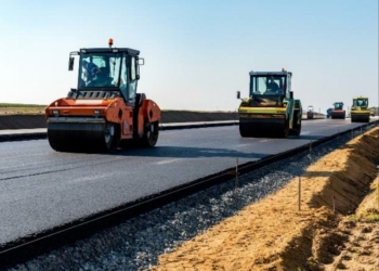 Climate-Resilient Roads