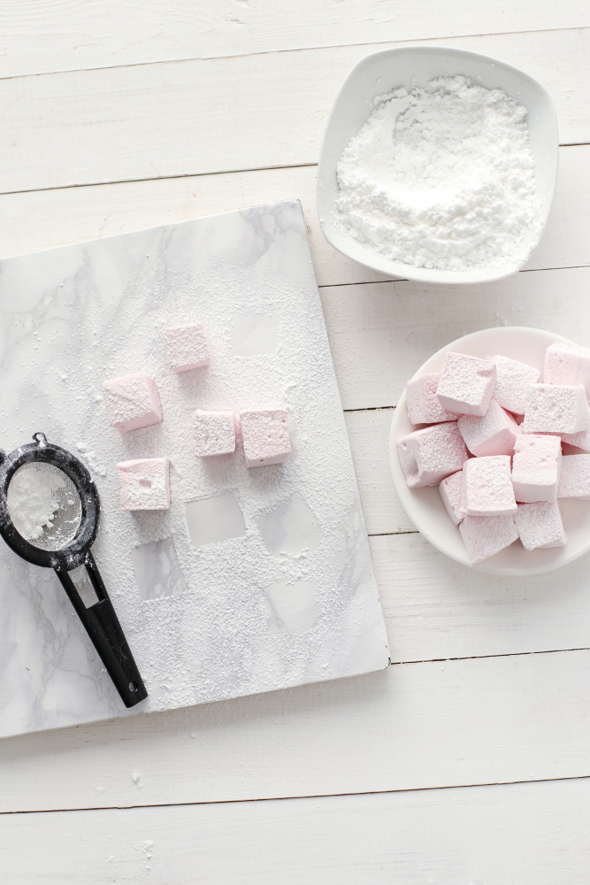 Easy Homemade Peppermint Marshmallows