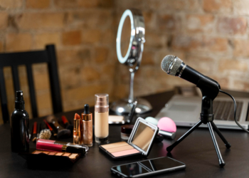 How to Monetize Your Beauty Blog in Naira