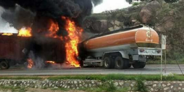 tanker fire accident along Suleja-Minna road