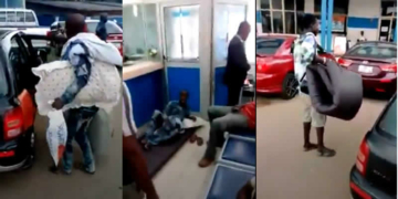 Man arrives bank with mattress, pillow after inability to withdraw money