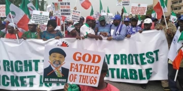 NLC protest aginst Chris Ngige