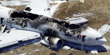 Asiana Airlines Boeing 777 plane crash