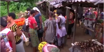 Traders at Esuk Mba market in Cross River