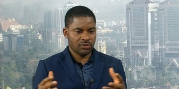 Deji Adeyanju