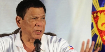 'Shoot them dead', Phillipine's president warns against violating coronavirus lockdown