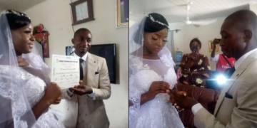 Nigerian couple gets married in living room amidst covid-19 scare