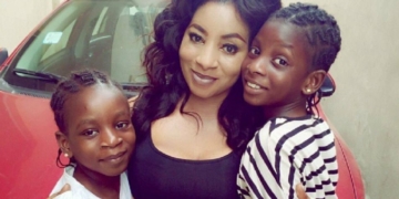 Mide Martins celebrates mother's day