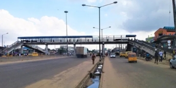 Vehicles crush homeless man, pedestrian to death in Lagos