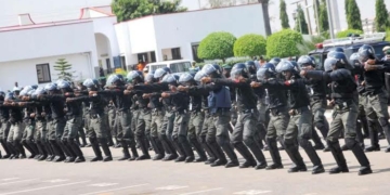 PSC dismisses 10 senior police officers