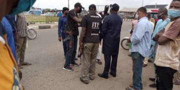 Osun Commissioner allegedly orders COVID-19 Taskforce officials to beat up journalist for taking photos