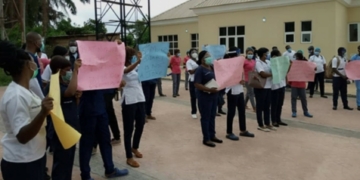 Ondo nurses protest non-payment of salaries