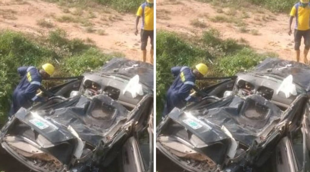 Four dead on Lekki-Epe expressway as Toyota Camry somersaults