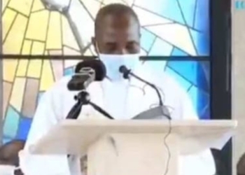 VIDEO: Catholic priest slumps and dies while preaching in Cameroon