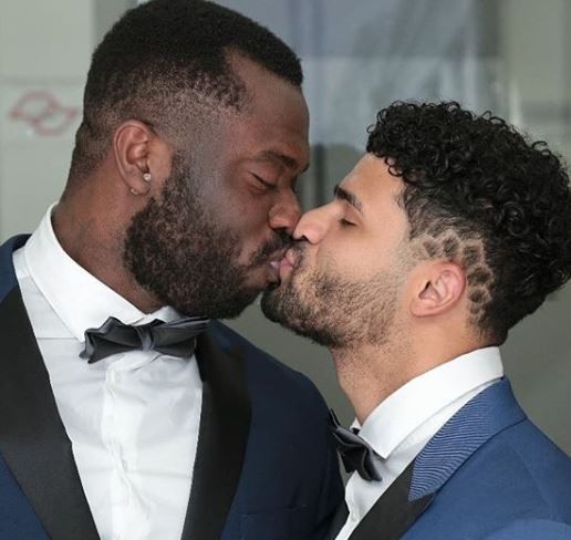 Photos: Nigerian born author, Micheal Smith?weds?his Brazilian husband, Deck Farias